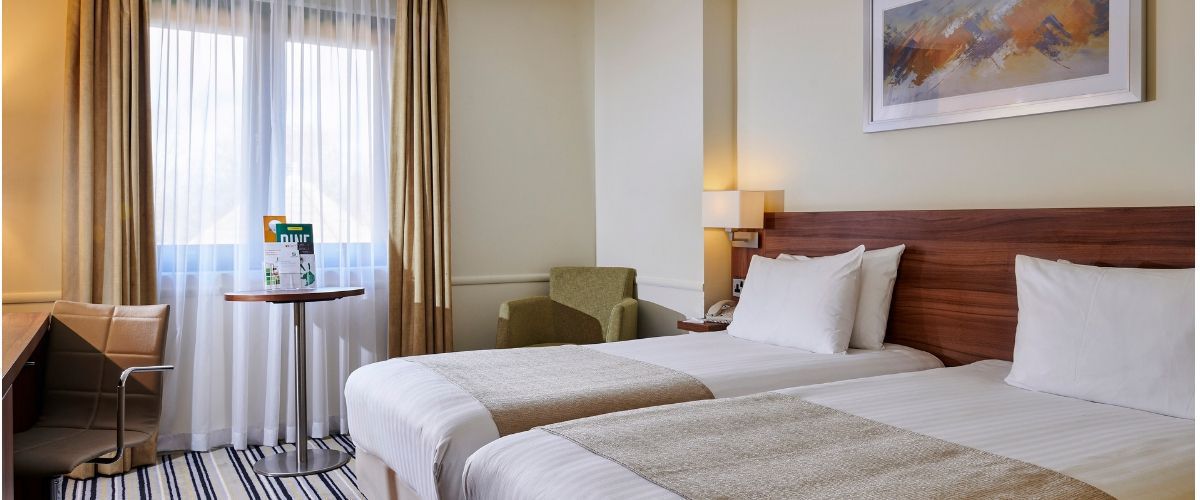 Holiday Inn Taunton - Twin bedroom